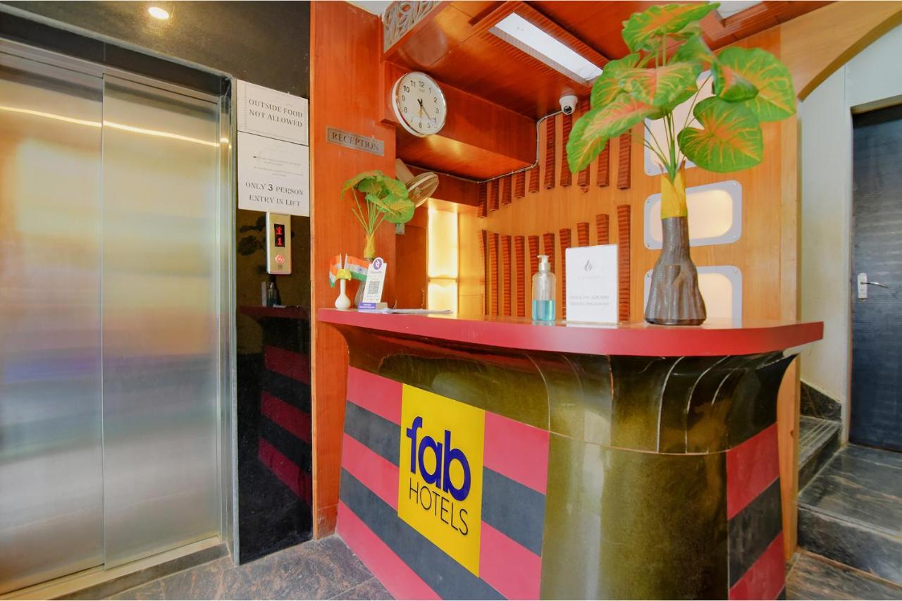 Fabhotel Middleton Desire - Nr Niladri Vihar Square บูบันเนสชวาร์ ภายนอก รูปภาพ